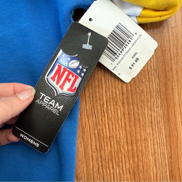 NFL LOS ANGELES RAMS Classic Women’s Crewneck Sweatshirt NWT - Picture 5 of 9